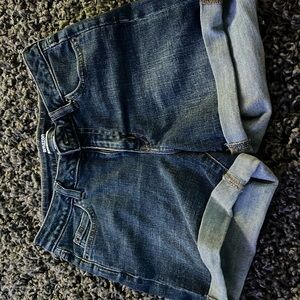 Amazon essentials brand size 2 Jean shorts